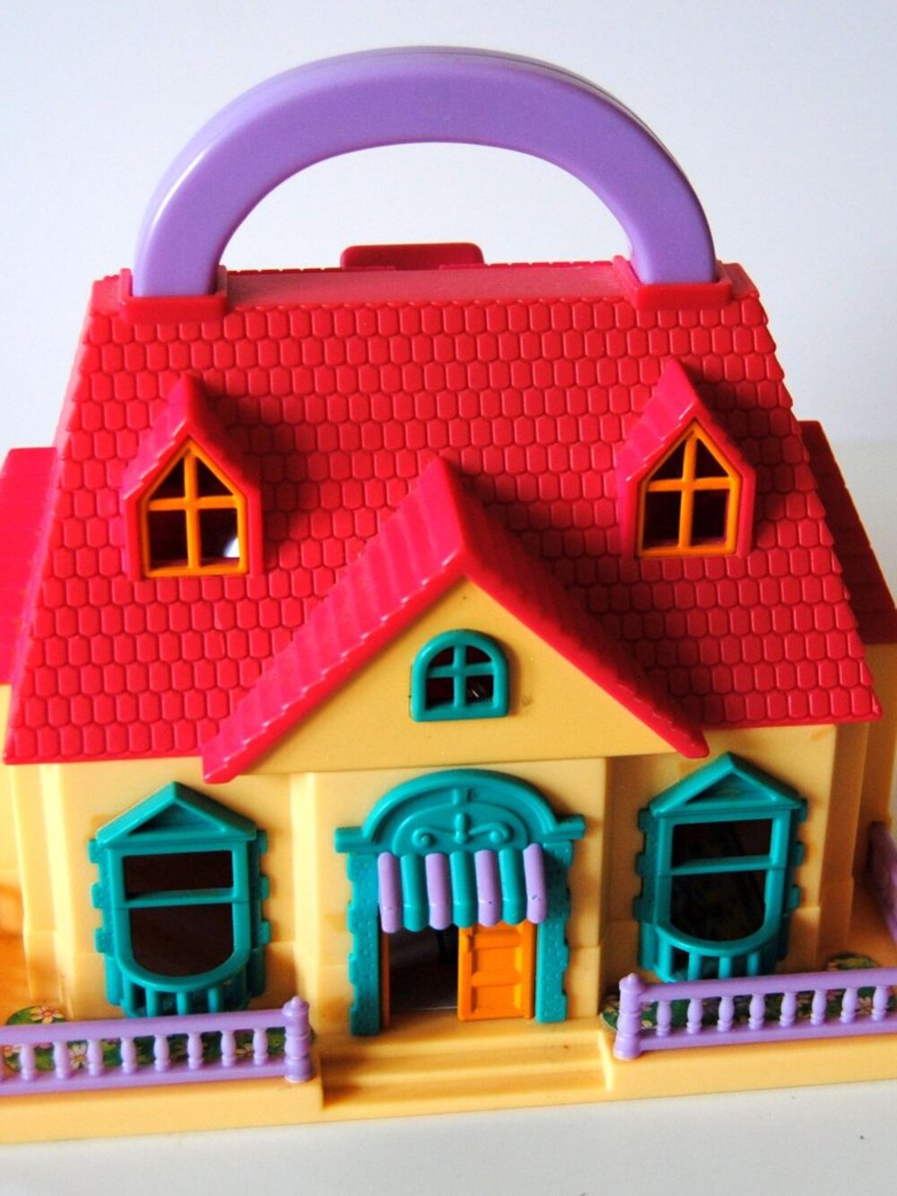 Tiny Dreams Carry Along Blue Box Doll House Mini Playset Polly & Furniture